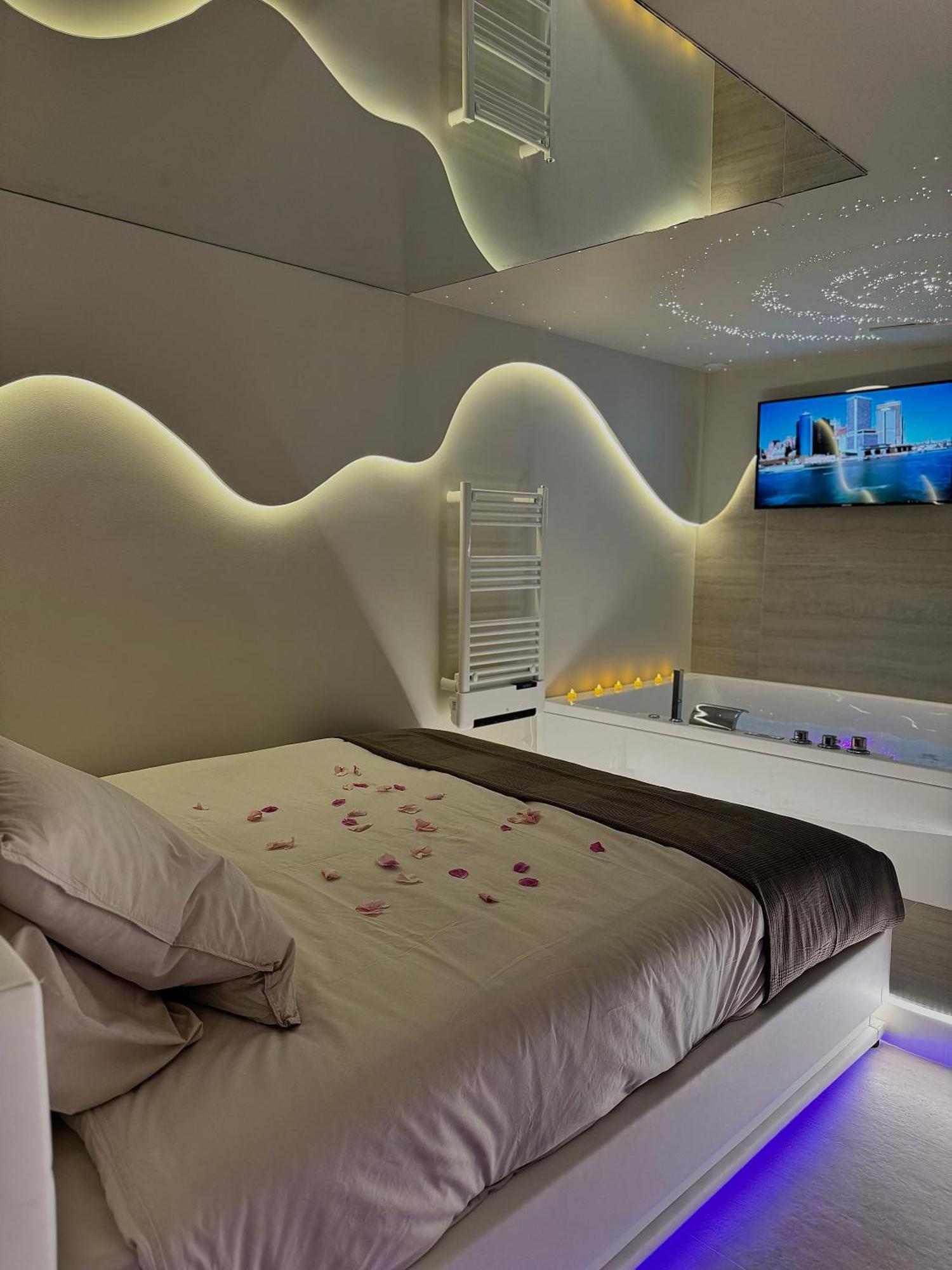 Spa Privatif - Love Room Luxe - Proche Disney Marles-en-Brie ภายนอก รูปภาพ