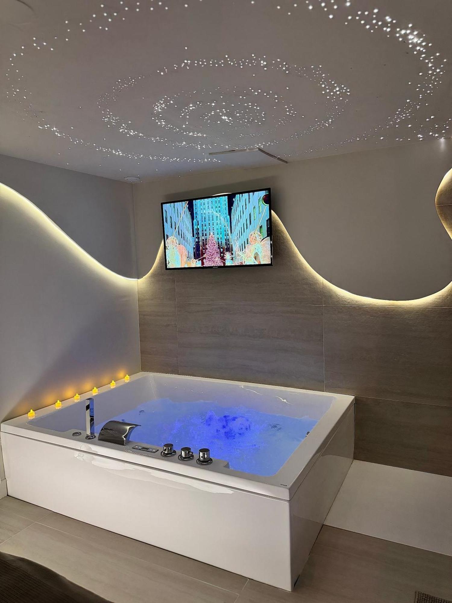 Spa Privatif - Love Room Luxe - Proche Disney Marles-en-Brie ภายนอก รูปภาพ